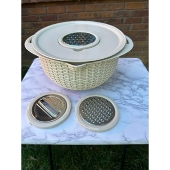 Vintage Kitchen Mandoline Slicer Grater Bowl Set Food Prep Beige Basketweave - Picture 1 of 11